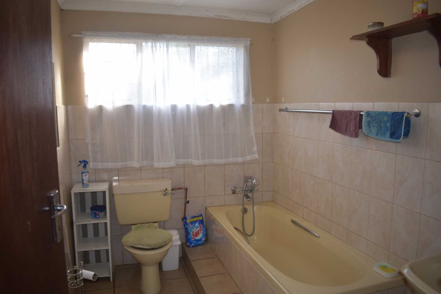 4 Bedroom Property for Sale in Cambridge Eastern Cape